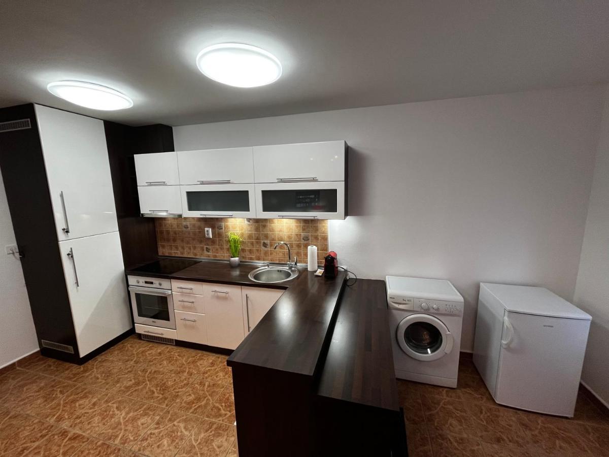 Apartman Nico Dunajská Streda Eksteriør bilde